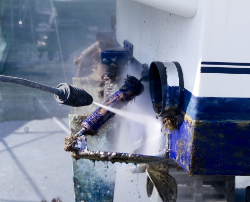 Boat hull cleaning_pressure washing_Seacole_specialty chemical